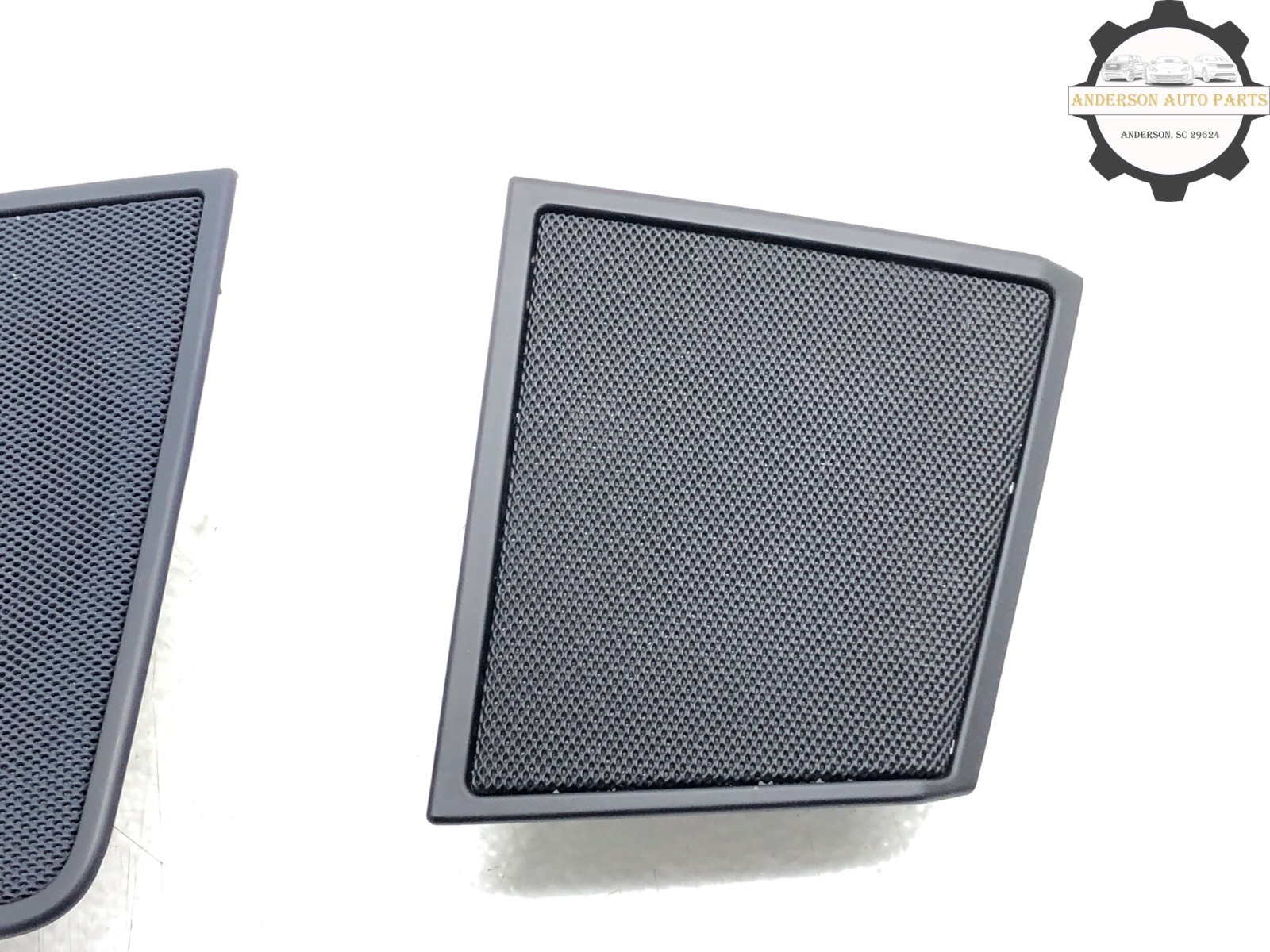 2014-2019 MASERATI QUATTROPORTE FRONT DASHBOARD SPEAKER COVERS W/ SPEAKERS OEM