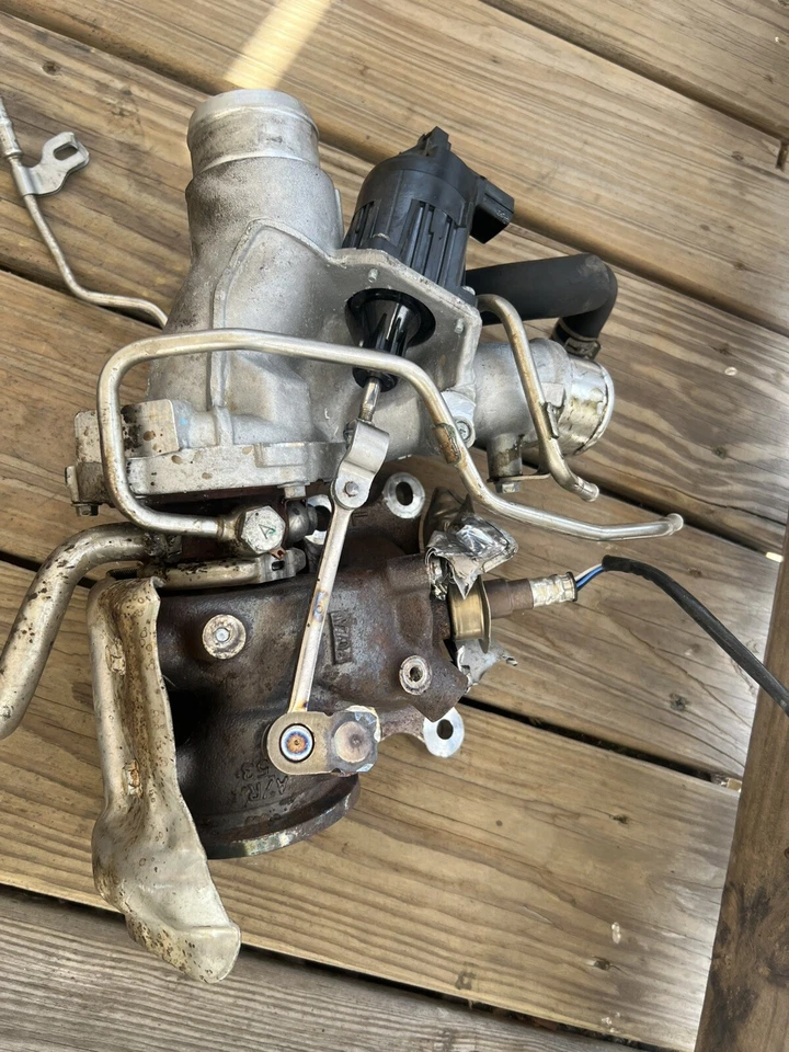 Turbocompresor Infiniti Q50 2014-2021 OEM 108 k millas perfecto estado Foto 3 de 4