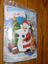 Design Works Crafts Kit - SANTA WITH LIST Felt Christmas Stocking - SEALED 5074