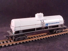 Bachmann HO Scale Cyanamid Tank Car White Single Dome Horn Hook Two Rail