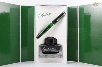 PELIKAN SPECIAL EDITION CLASSIC M205 OLIVINE DEMONSTRATOR FOUNTAIN