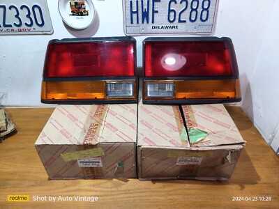 TOYOTA COROLLA AE80 EE80 EE82 SEDAN 84-88 tail light lamps GENUINE