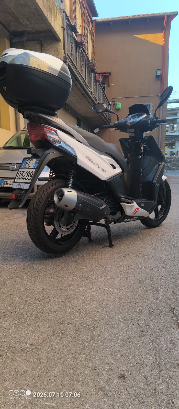 Kymco 200i 16+ foto 3