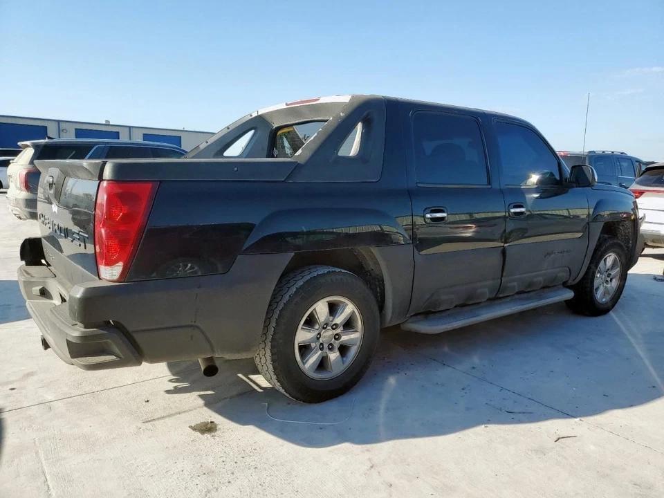 (LOCAL PICKUP ONLY) Radiator With Rear Auxiliary AC Fits 00-04 SUBURBAN 1500 613 - Изображение 3 из 4