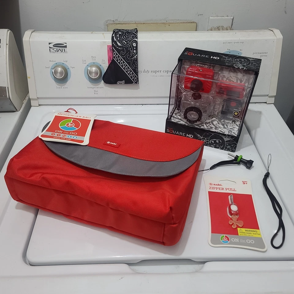 Cámara Nabi Square HD / Bolsa de Mensajero / Lote de Tirar de Cremallera para Tablet Nabi Foto 2 de 4