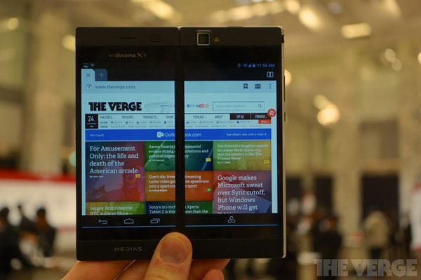 DOCOMO NEC N-05E MEDIAS W DUAL SCREEN DISPLAY ANDROID 4.1