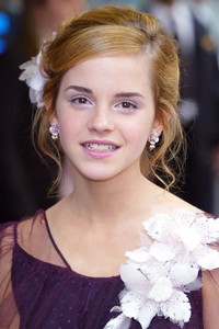 Details About Emma Watson Color Beautiful Smiling Pose 24x36 Premium Quality Poster
