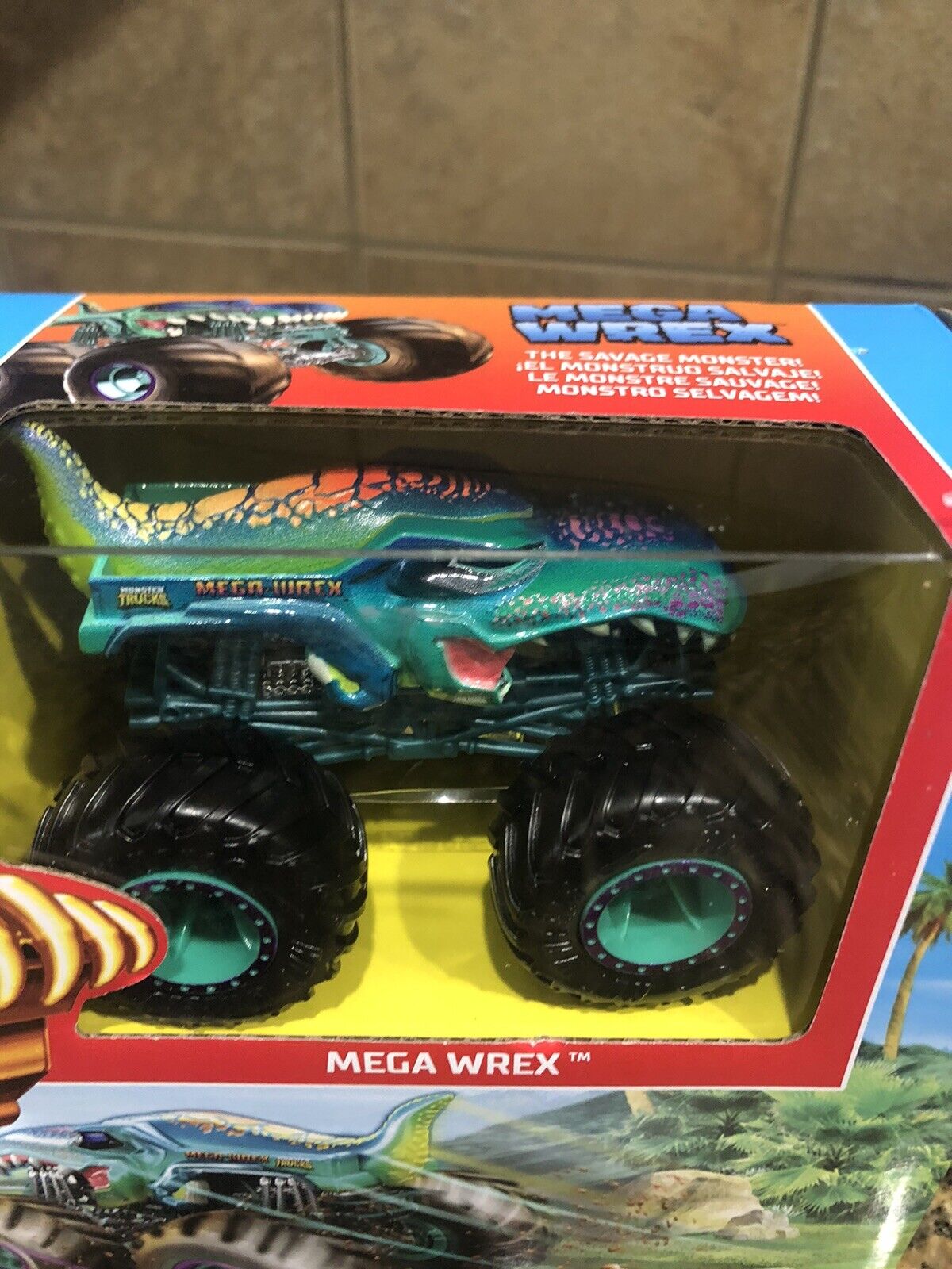 Hot Wheels Pista com veículo Monster Truck Sabretooth Showdown