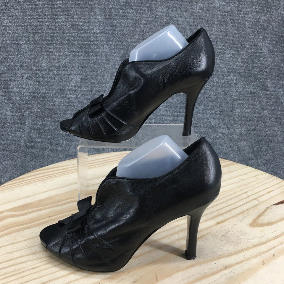 Tacones Tahari para mujer 8 M Dallas Pump cuero negro sin cordones punta abierta Stilleto Foto 2 de 4