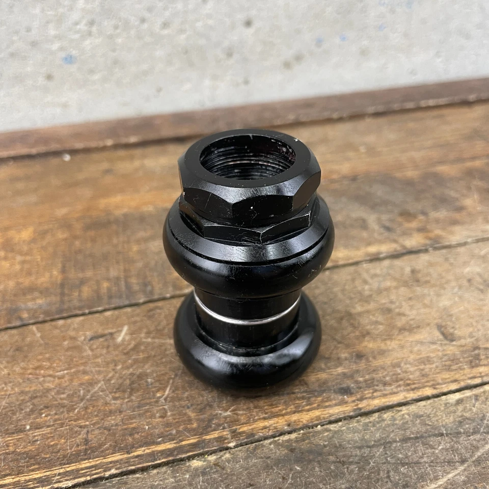 Vintage Chris King No Logo Headset 1 in Early 2 Nut  30.2 1 inch 1" Black Alloy - Image 2 of 4