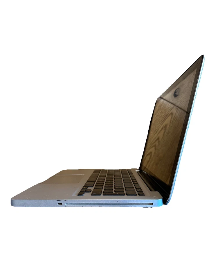 Apple MacBook Pro  A1278 13" Core i5 2.50GHz 4GB RAM 256GB SSD  - Image 3 of 4