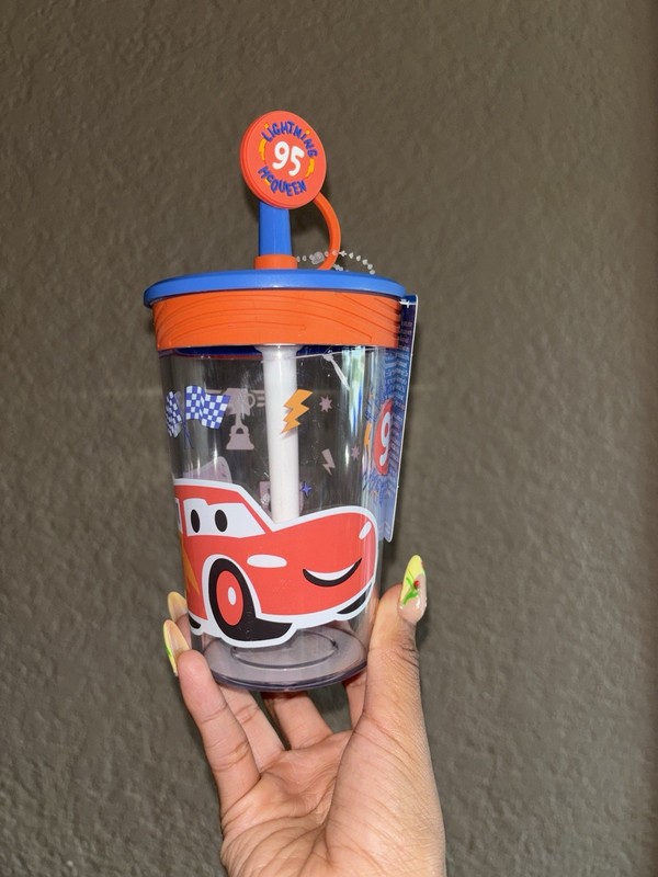 Disney Pixar Cars Lightning McQueen 15oz BPA-Free Spill Proof Straw Sippy Cup