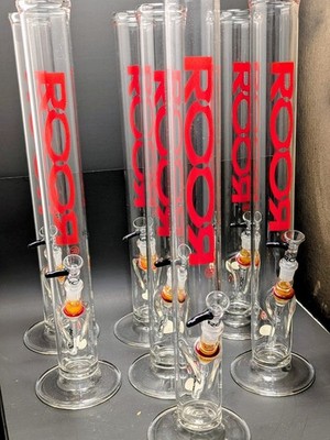 Rare BONG ROOR Red MUST HAVE  SEE THIS PRICE on  26yr OLD STASHED PERFECT NEW!