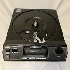 Kodak Carousel 4600 35mm Slide Projector Black w/ Ektanar Lens, Focus