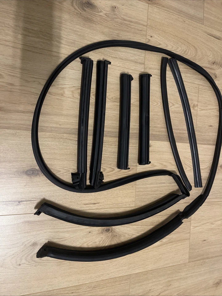 Guarnizione capote Mercedes Clk cabrio A208 w208 set completo 1 set completo - Immagine 2 di 4