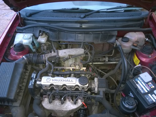1993 VAUXHALL ASTRA GLS I RED - Picture 9 of 9