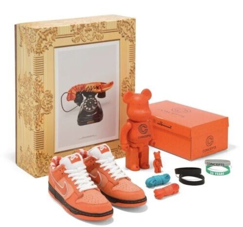 Nike SB Dunk Low “Orange Lobster” The Concepts x Nike SB Dunk Low Orange Lobster Releases This