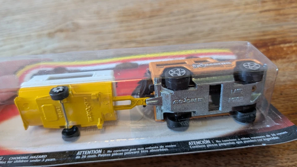 MAJORETTE LAND ROVER "EXTRACTOR" + REMORQUE REF 266 1/60 - Photo 2/4