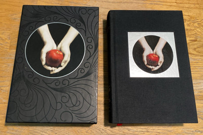 TWILIGHT 1st Collector's Edition w/ Slipcase Hardcover 1st Print Stephanie Meyer