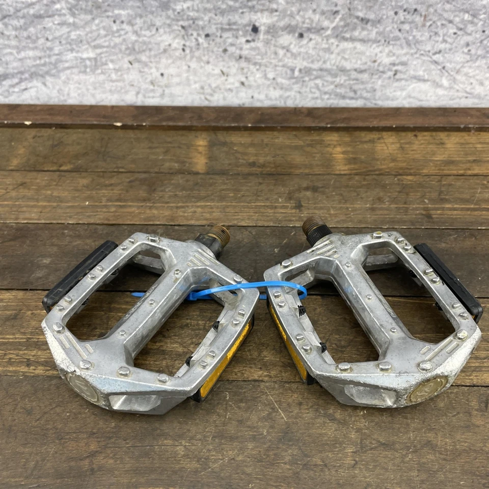 VP Components VP-550 BMX Platform Pedals 9/16" Aluminum Mongoose KO 90s 00s - Image 3 of 4