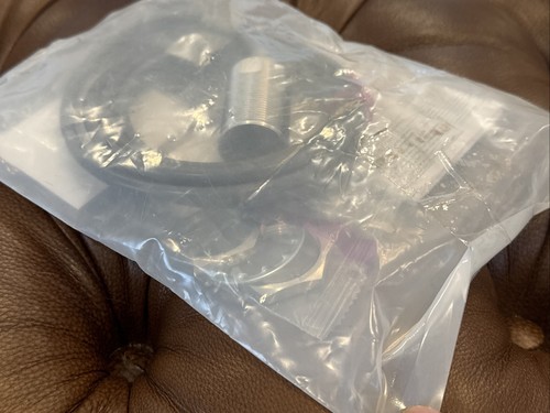 NEW SURPLUS Omron E2E-X10Y1-US Proximity Sensor Switch FAST SAME DAY SHIPPING - Picture 4 of 4