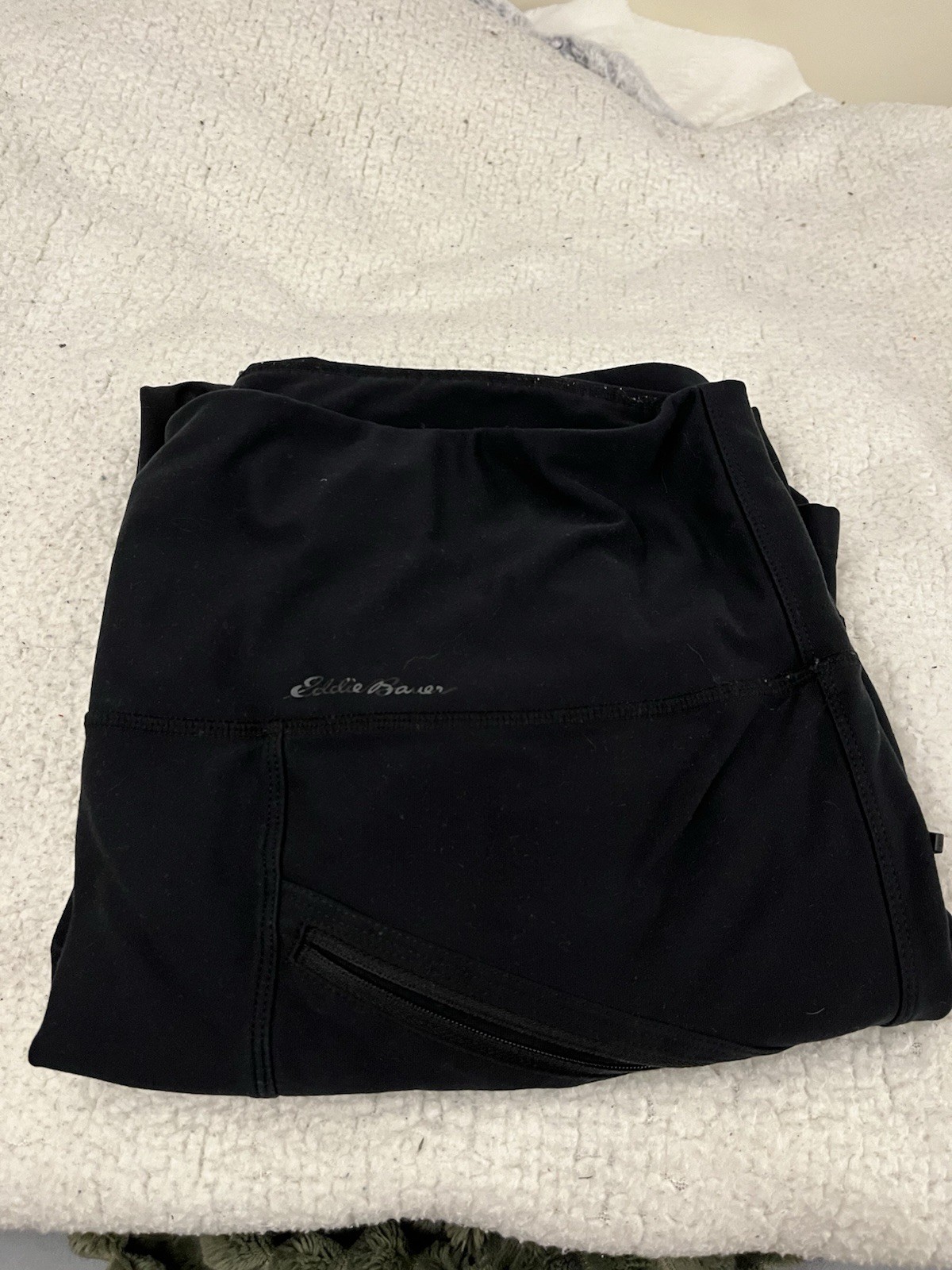 Eddie Bauer Women's Black Activewear Pants with Zip Pocket