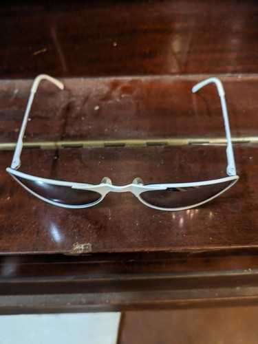 GARGOYLES HELIOS SUNGLASSES WHITE FRAME MIRROR LENS RARE VINTAGE - Picture 9 of 9