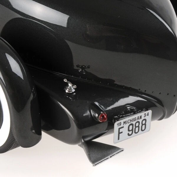 Ford Edsel Model 40 Special Roadster Early Version 1934 1:18 Model MINICHAMPS - Immagine 3 di 4