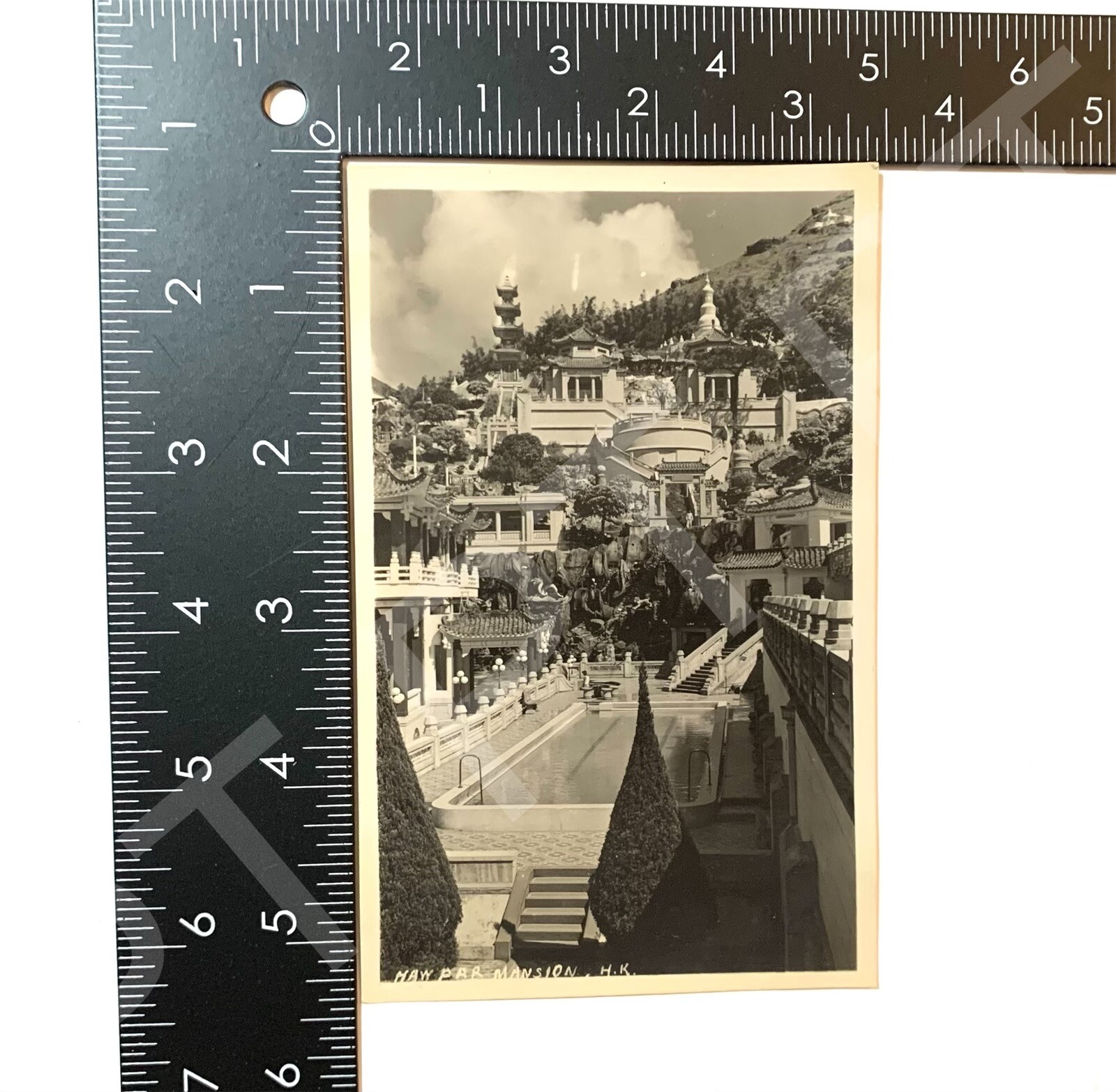 Picture 3 of 4