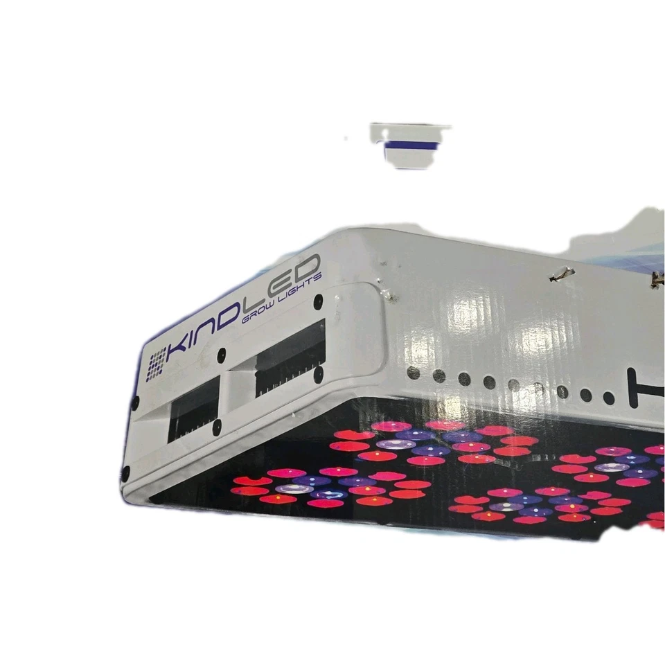 Kind LED K3 Series L600 LED Grow lights in box. * New , some damage to box* - Image 4 of 4
