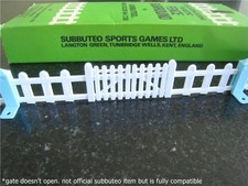 Subbuteo Table Cricket - Pitch surround fencing picket fence x1 with double gate