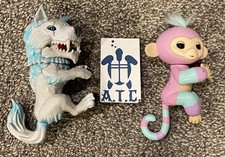 Lot of 2 Wowwee Fingerlings TESTED  WORKING Interactive Collectible Toy Animals