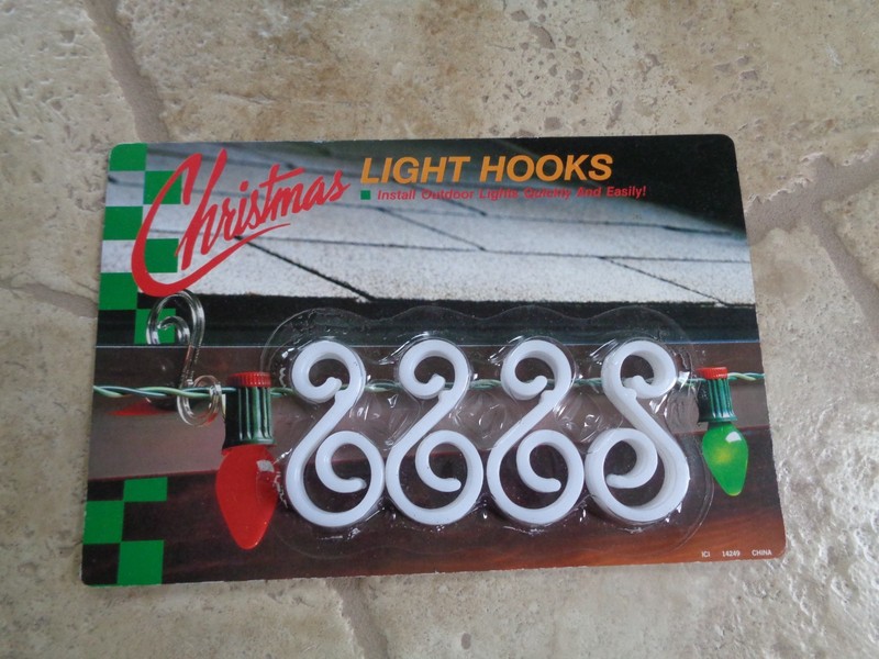 Vtg Pack of NOS Outdoor Christmas Lights Gutter Hooks Clips