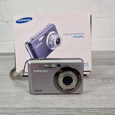 UNTESTED Samsung 10.2MP Compact Digital Camera ES55 NEEDS BATTERY 