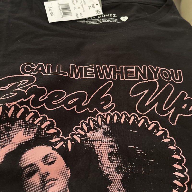 Nwot Selena Gomez  " CALL ME WHEN YOU BREAK UP "  Black Tshirt Size 2 Shirts XL