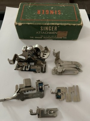 Singer Sewing Machine Attachments No 121897 Original Box Plus 5 Accessories