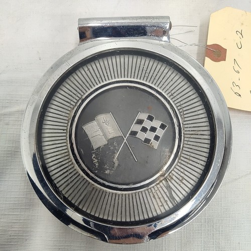 Conjunto de puerta de llenado de combustible C2 Corvette 1966 tapa de gas original bisagra bisel 3874528 - Imagen 5 de 8