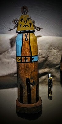 Hopi Qoqoli Kachina Skulptur Handarbeit von Lomaoya 2. Mesa
