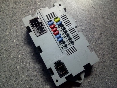 2016 LAND ROVER RANGE ROVER EVOQUE L538 FUSE BOX (BOOT) Qrbetyaa