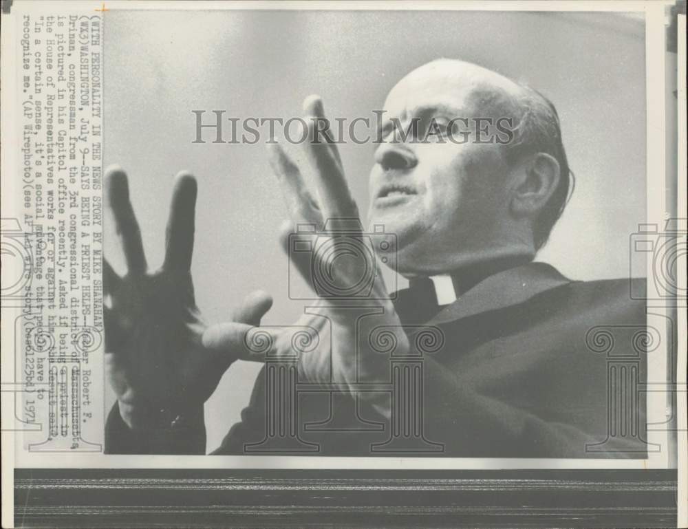 1971 Press Photo Fr. Robert F. Drinan, congressman of Massachusetts - lra65379