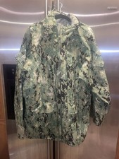 US Navy Working Parka Type III Medium Reg GORETEX Jacket NWU AOR2 Valley Apparel