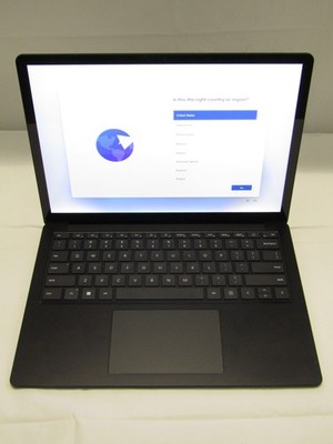 Microsoft Surface Laptop 5 2.50GHz i5-1245U 8GB RAM 256GB SSD 14'' Win 11 C Black