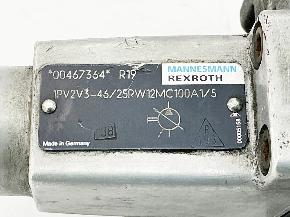 Nueva bomba hidráulica Rexroth 1PV2V3-46/25RW12MC100A1/5 100 bar R900467364 - sin caja Foto 2 de 4