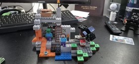 🔥LEGO Minecraft 21113 The Cave 100% Complete w/ Instructions & Minifigs No Box