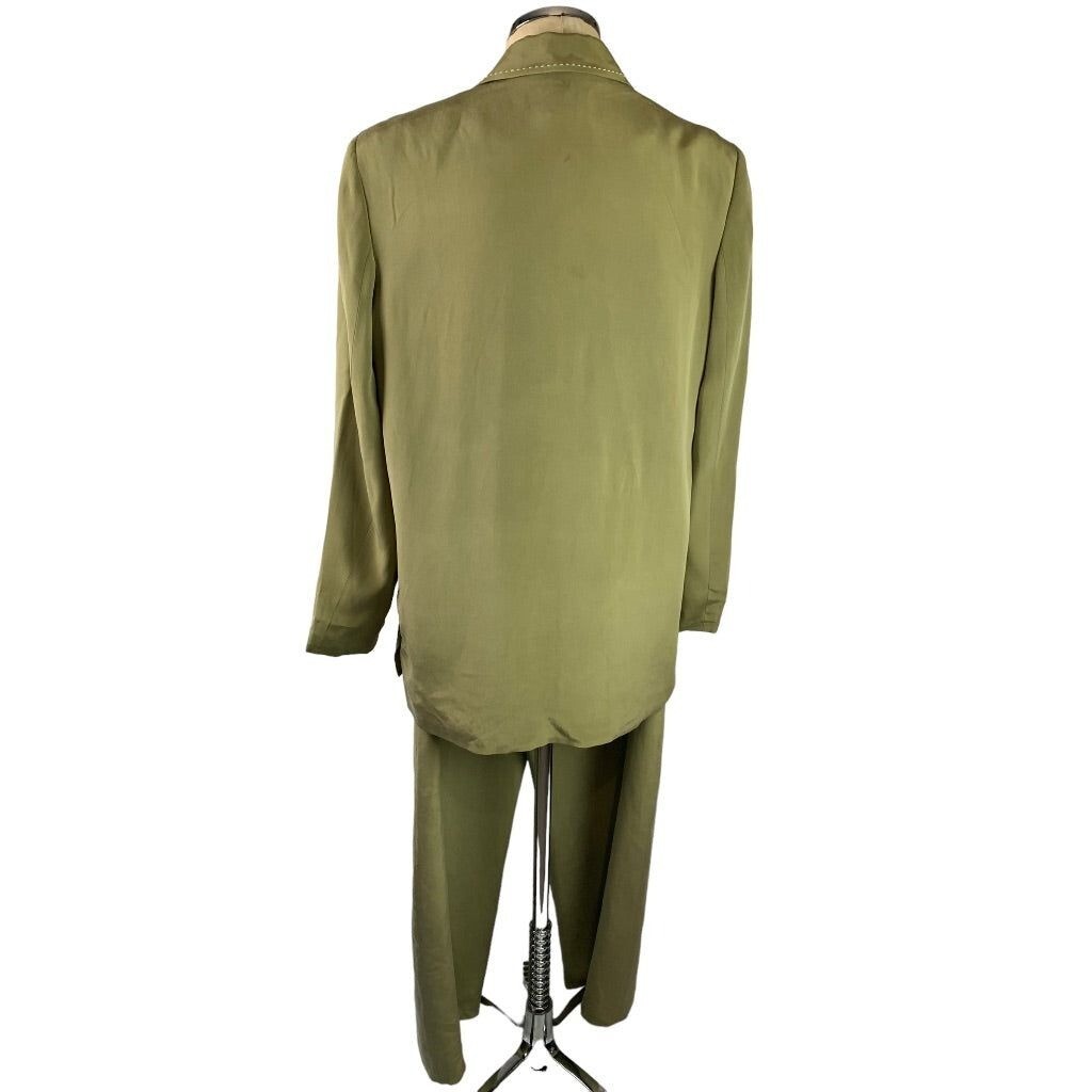 Large Moda Seta by Sandra King Women's Sage Green Pant Suit 2 Piece image 3