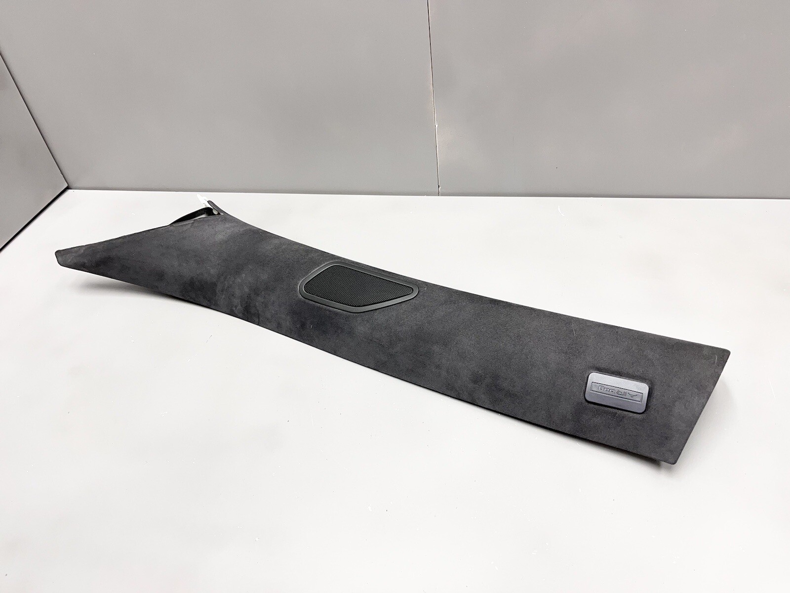 ⭐️2017-2020 MASERATI LEVANTE WINDSHIELD LEFT SIDE A PILLAR TRIM COVER PANEL OEM