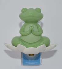 BATH & BODY WORKS YOGA FROG FLOWER LIGHT UP WALLFLOWER FRAGRANCE PLUG IN HOLDER