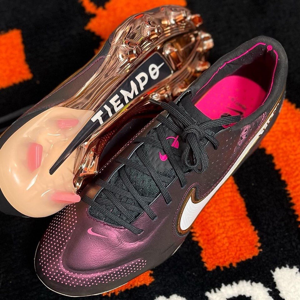 半額以下！！Nike Tiempoレジェンド9エリートFG26.5cm s-l400.jpg