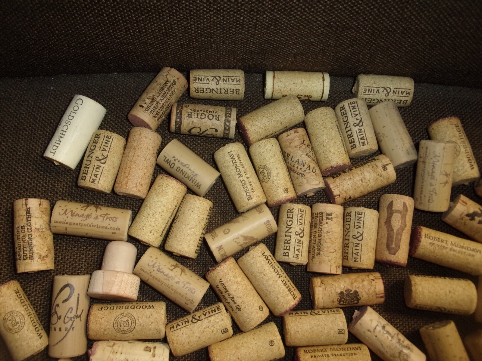 Real NATURAL Used Wine Corks Assorted  81 Total Crafts Wedding Fishing Wreaths *