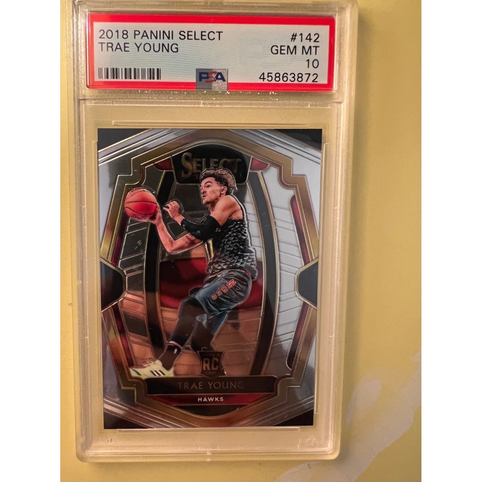 2018-19 Select Trae Young Premier Level Rookie RC #142 PSA 10 Hawks GEM